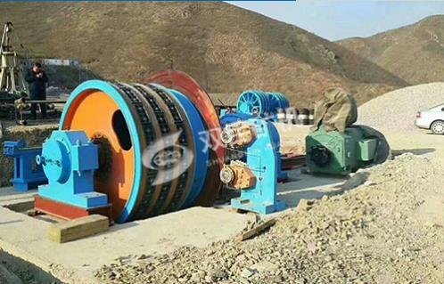 鑿井絞車 鑿井絞車